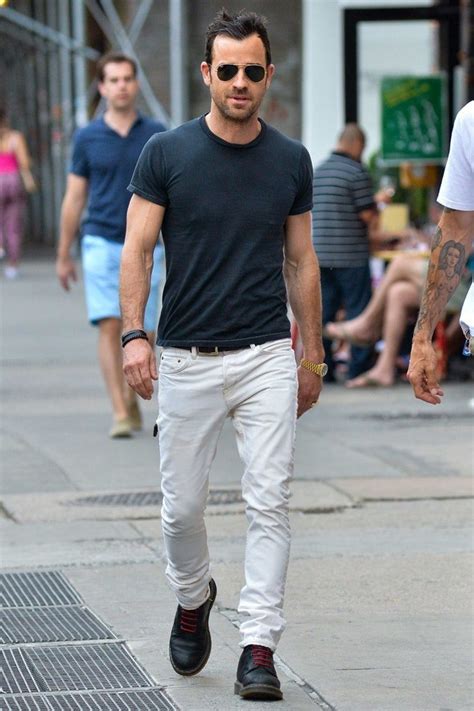 skinny guy t shirt style.